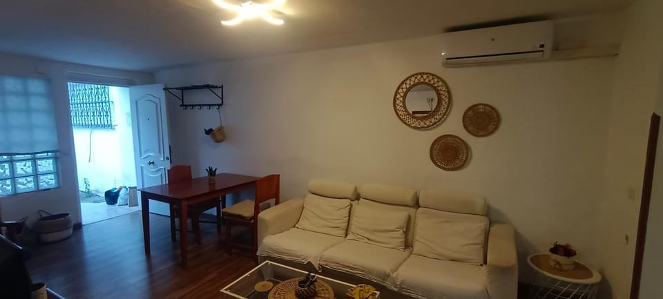 corralas es alquiler para empresas Apartment in Seville