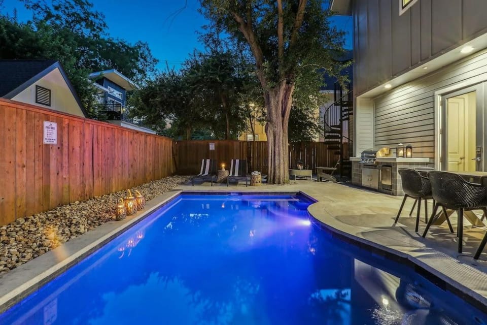 Modern Estate with Private Heated Pool House in Austin