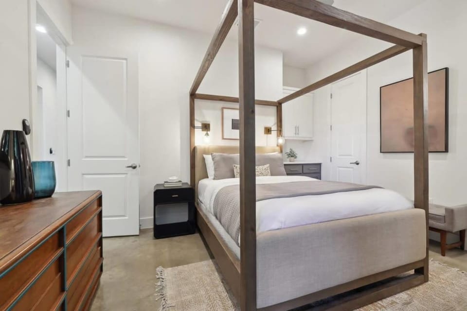 Upscale Single Family Spot Near DT House in Austin
