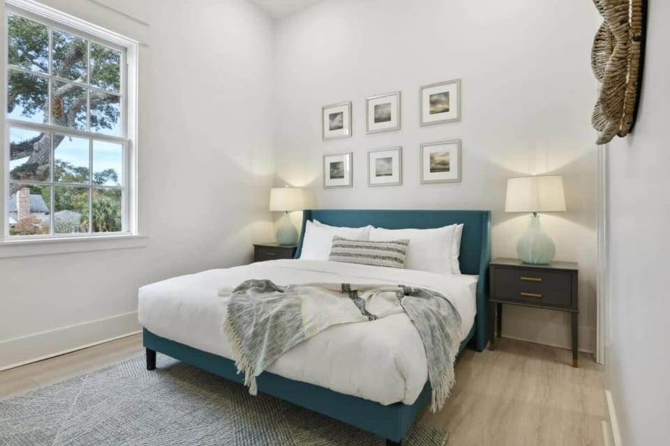 Gulf Coast Condos Near Old Town House in Bay Saint Louis