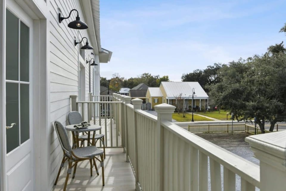 Gulf Coast Condos Near Old Town House in Bay Saint Louis