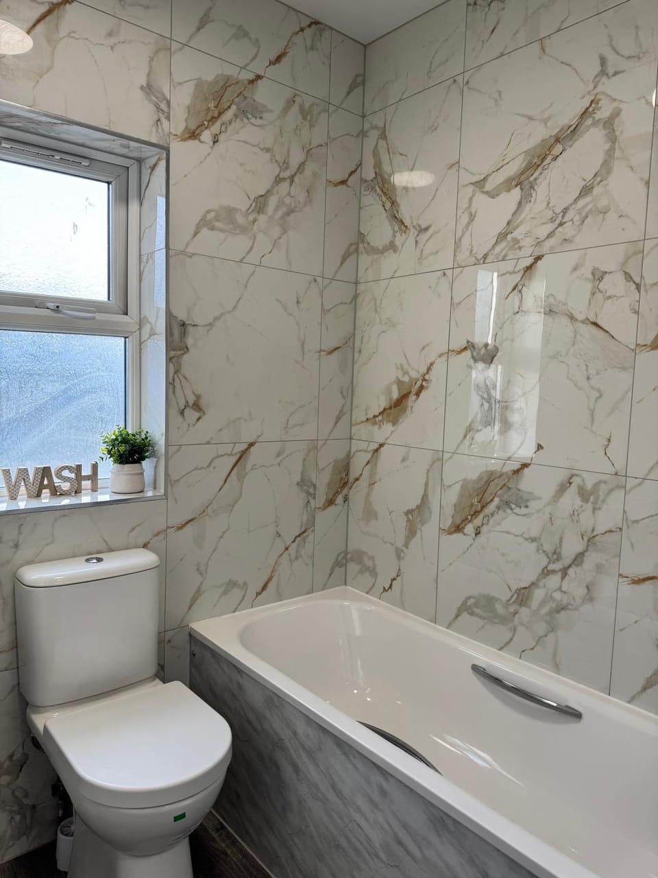 Modern Double Rooms, Shared Bathroom, Mansfield Road Luton Bed and Breakfast in Luton