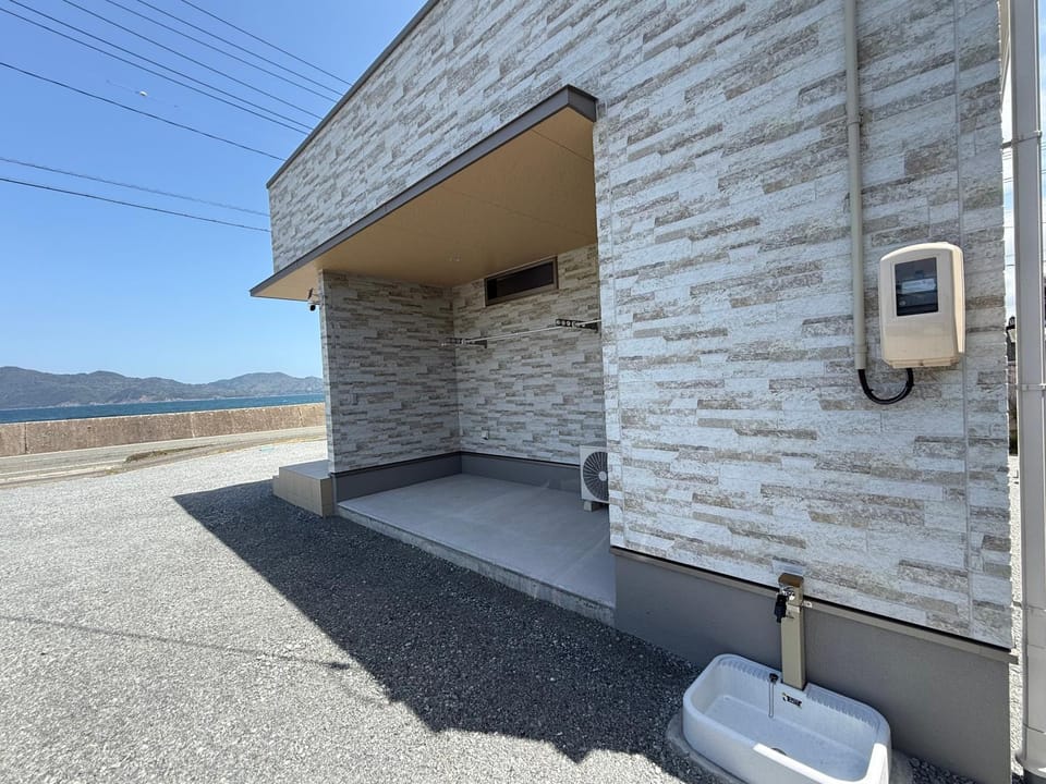 Private house 海Kai House in Japan