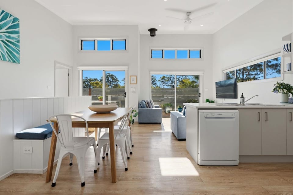 The Loft- SeaMist House in Huskisson