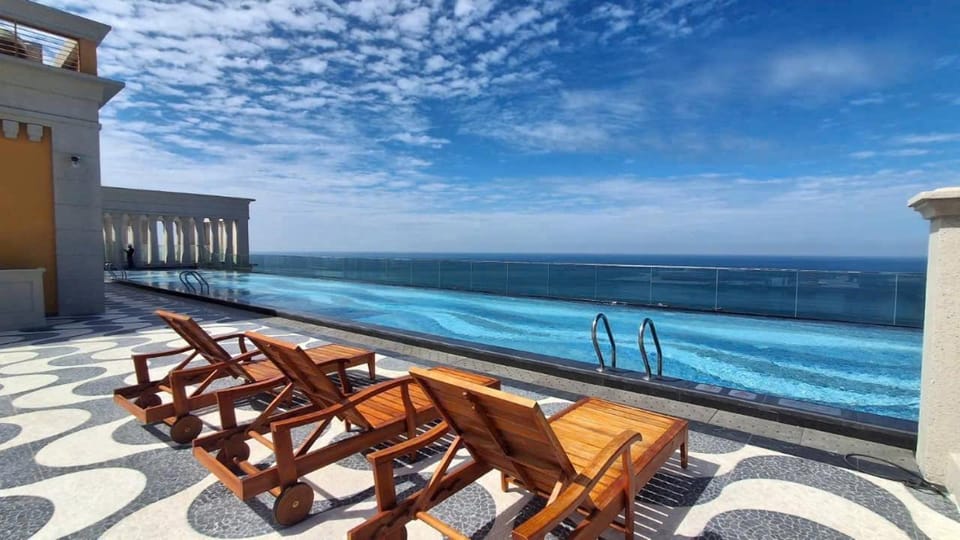 Patio, Nearby landmark, Day, Natural landscape, View (from property/room), Balcony/Terrace, Pool view, Sea view, Swimming pool, Quiet street view, sunbed