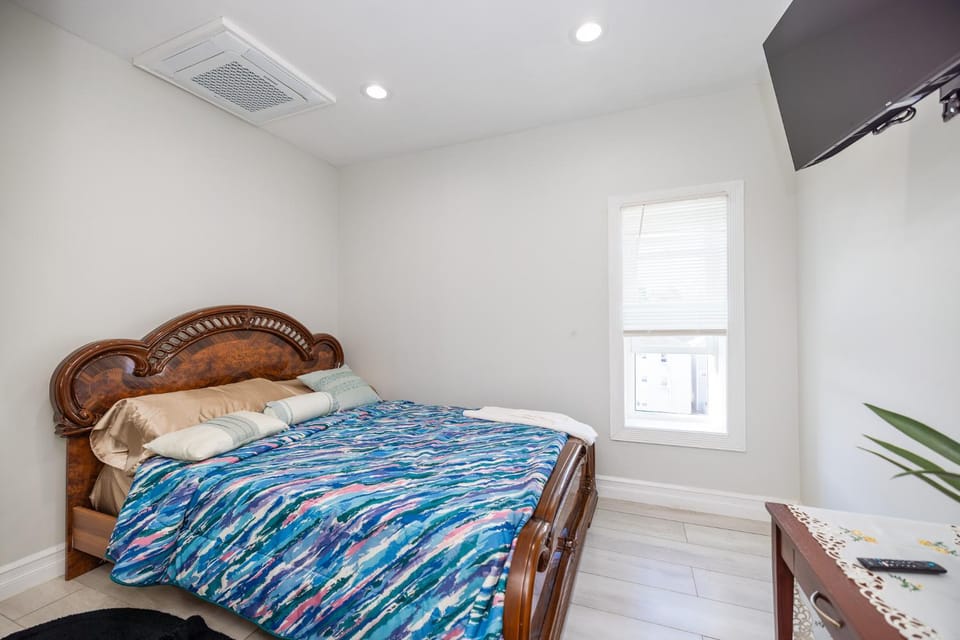 TV and multimedia, Bedroom