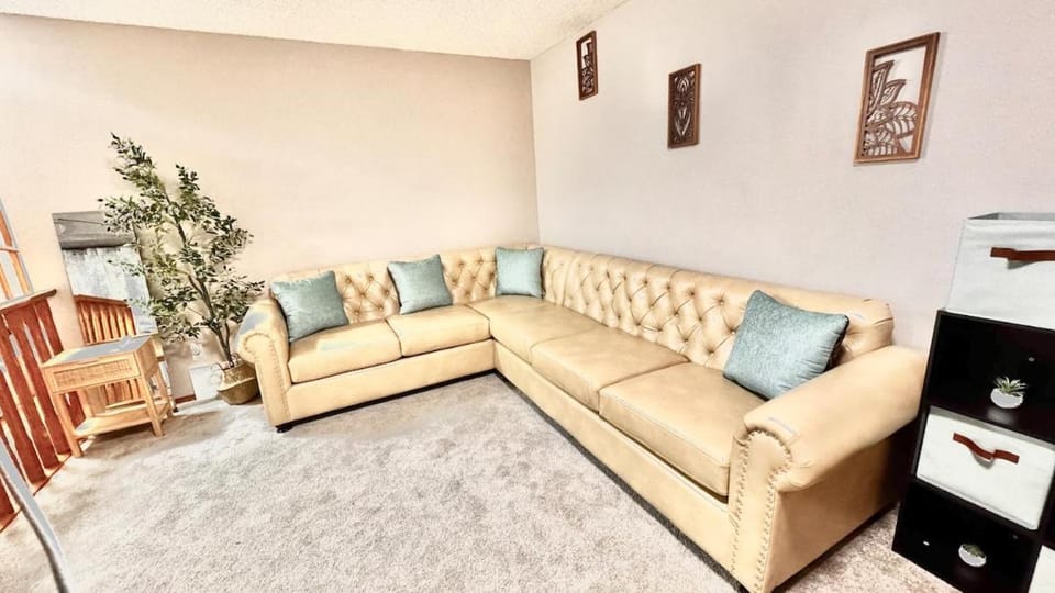 Belle-Rive - family friendly Guest House House in Edmonton
