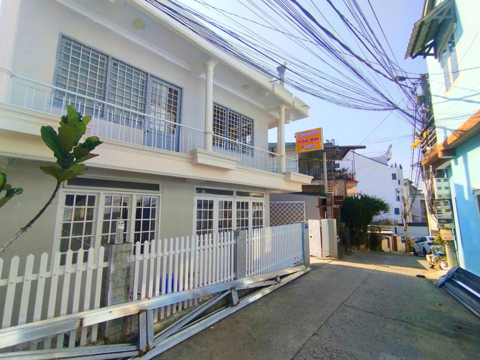 Nhà Nghỉ Hoàng Minh - Dalat Bed and Breakfast in Dalat