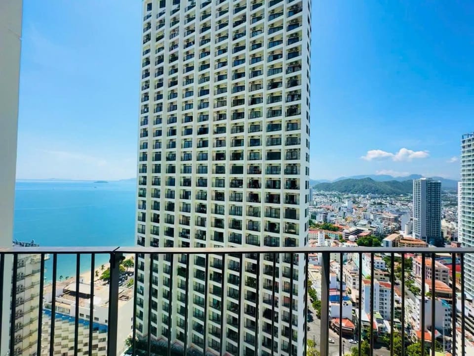 Balcony/Terrace, City view, Sea view