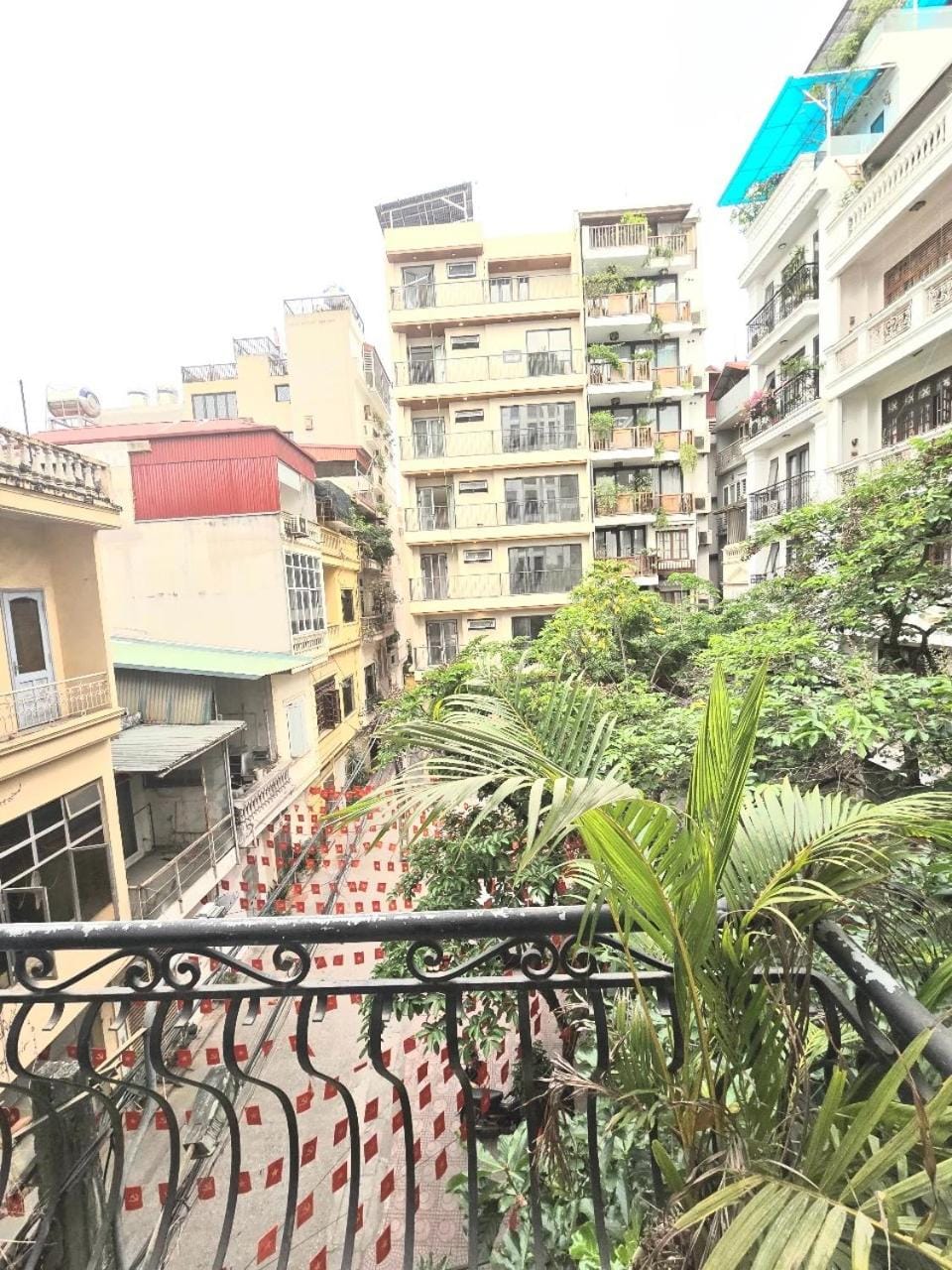 Golden Buffalo Home Stay 402 Apartment in Hanoi