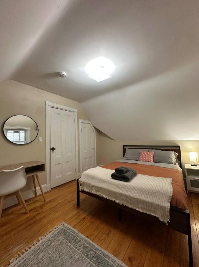 -No32- Comfy Room in a House - Steps away from Harvard Square & Red Line T Station at Cambridge Boston Vacation rental in Allston