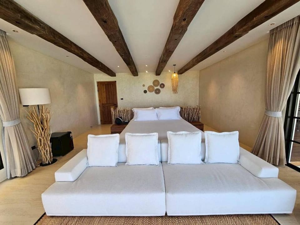 Sunkissed Retreat Beachfront Pool Villa, Hua Hin Villa in Hua Hin District