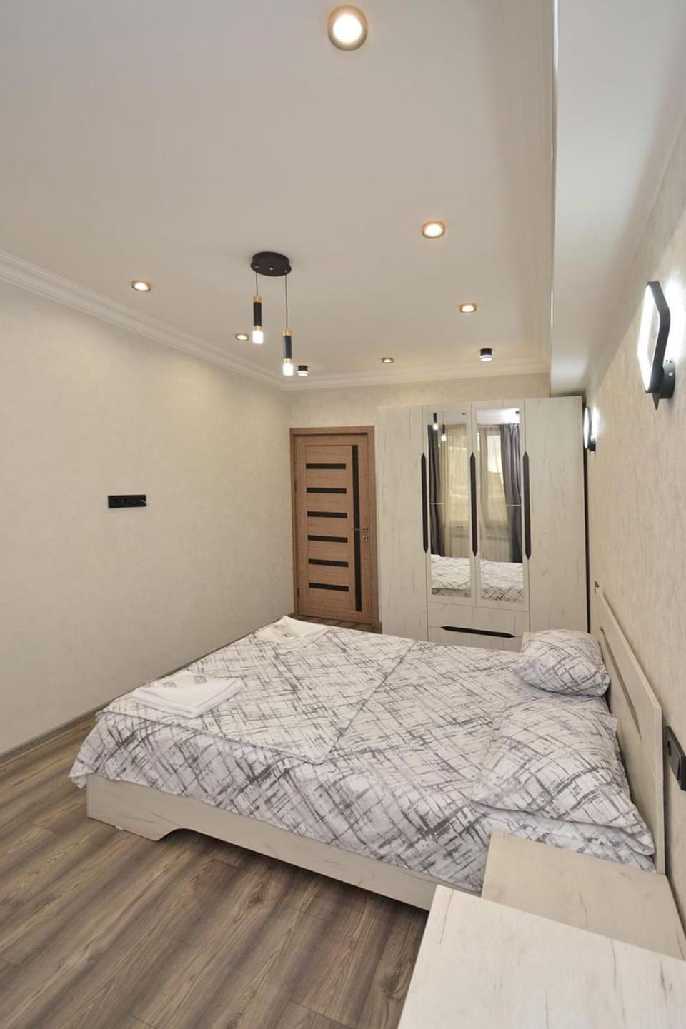 Bed, Photo of the whole room, Bedroom, wardrobe