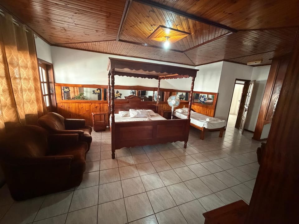 Diamond Plaza Beachfront Apartments Apartment in Africa
