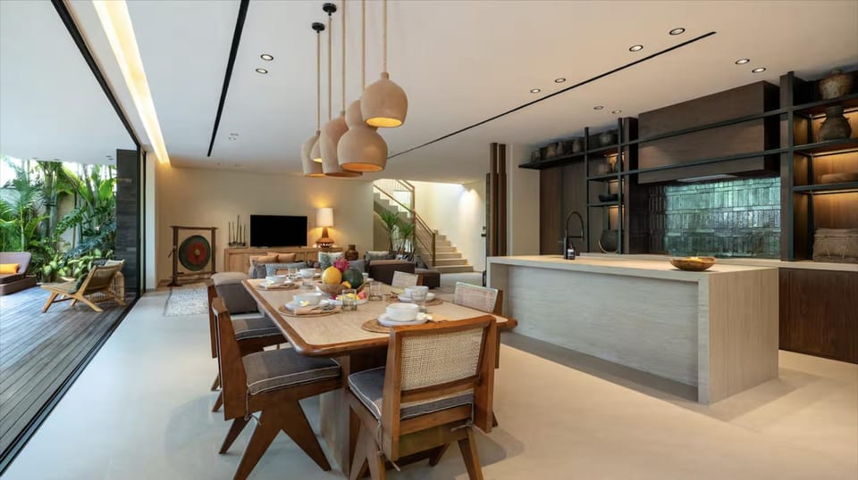 Living room, Breakfast, kitchen