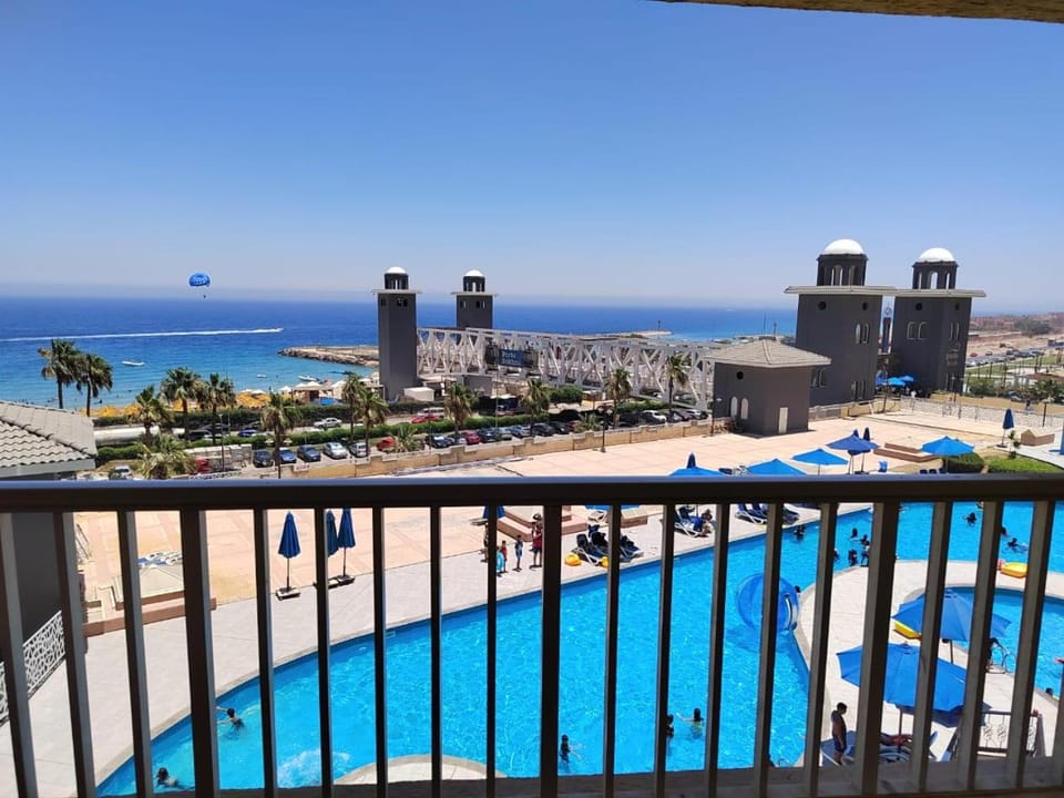 ابراج بورتو السخنة Apartment hotel in Egypt