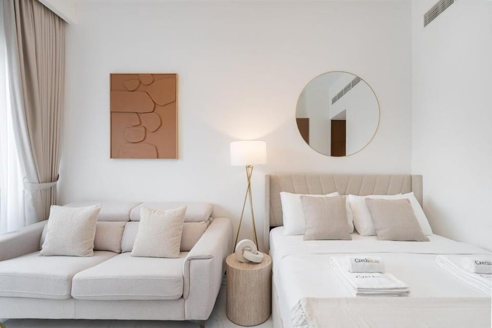 Modern Luxe Studio, Azizi Mirage Retreat Apartment in Dubai