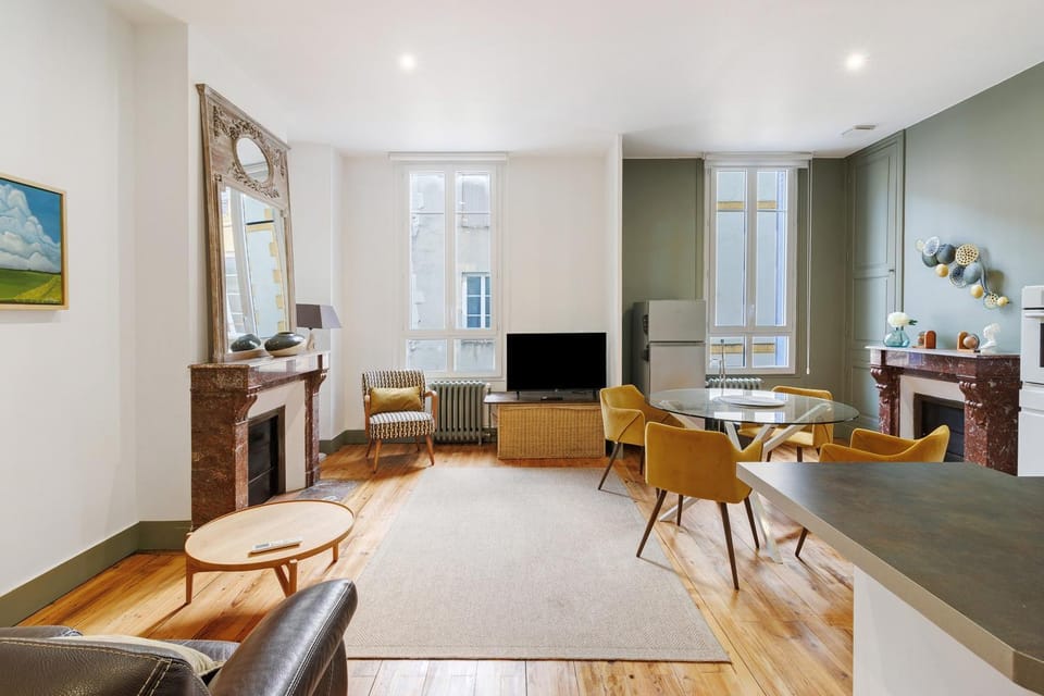 Property building, Living room