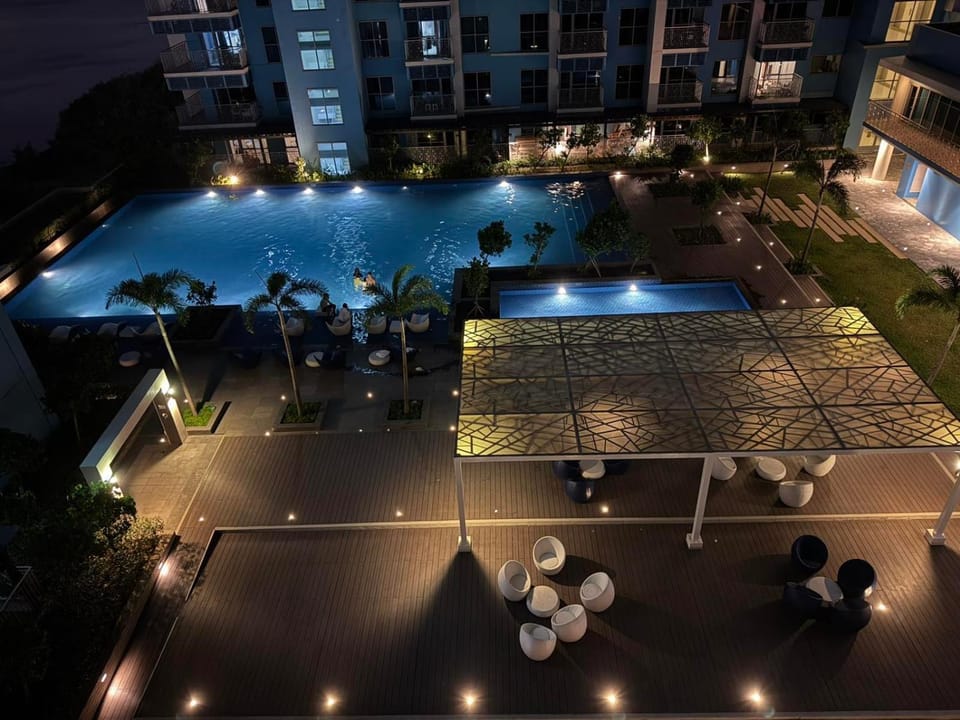 Pool view, Swimming pool