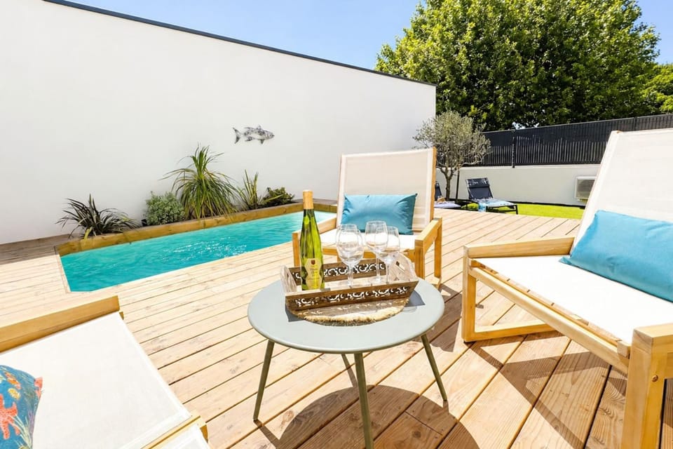 Patio, Pool view