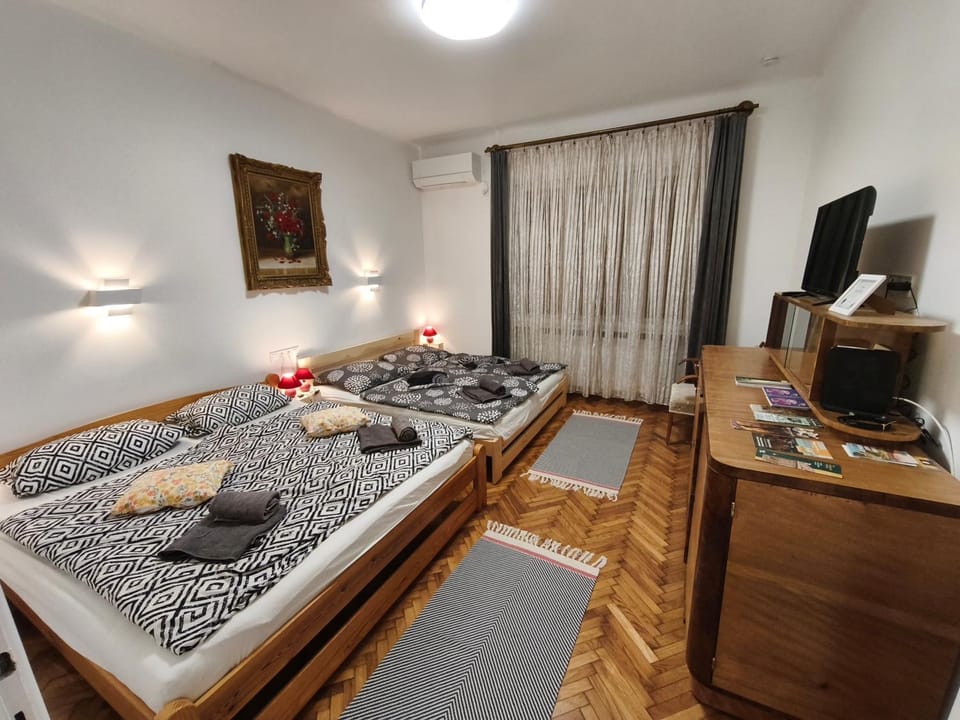 Toldi 5 Apartman Apartment in Hungary