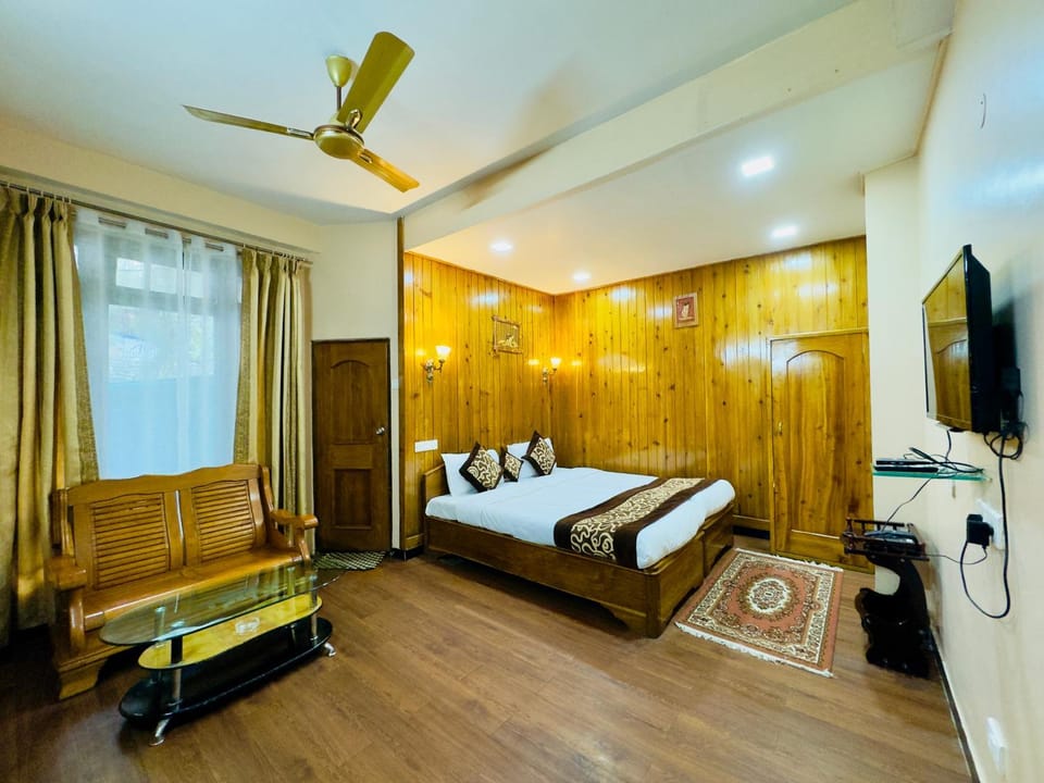 The Garden Courtyard Hotel in West Bengal