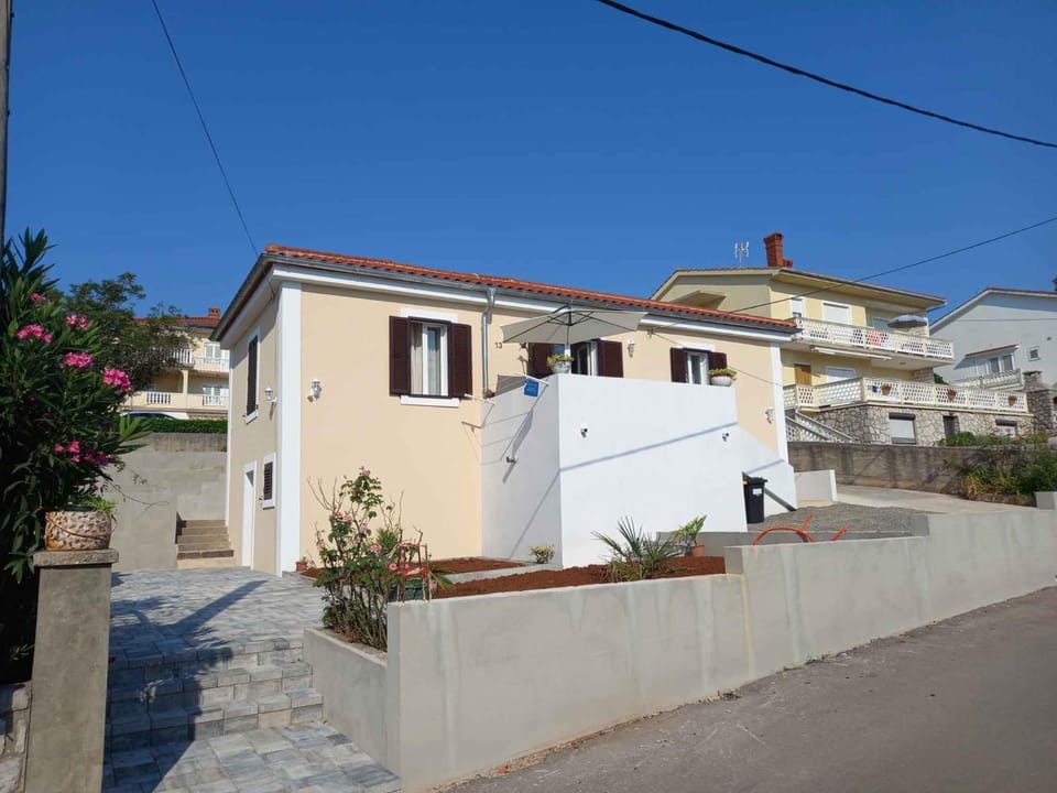 Property building, Summer