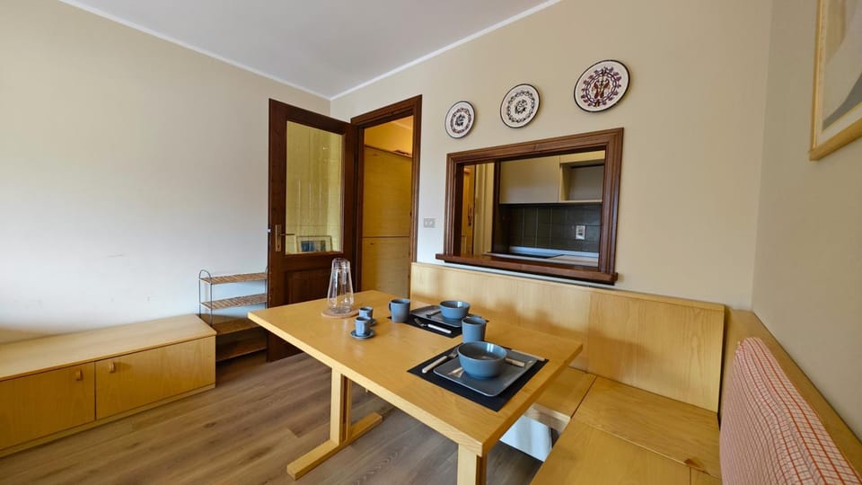 Hostdomus - Little Garden Apartment in Sestriere