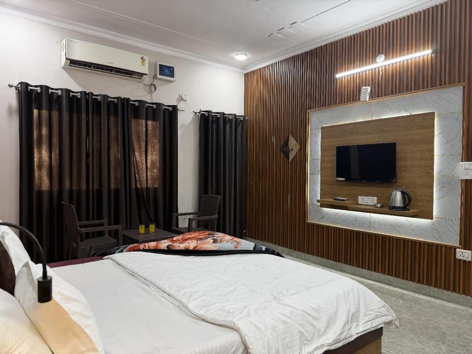 Hills view homestay Vacation rental in Dehradun