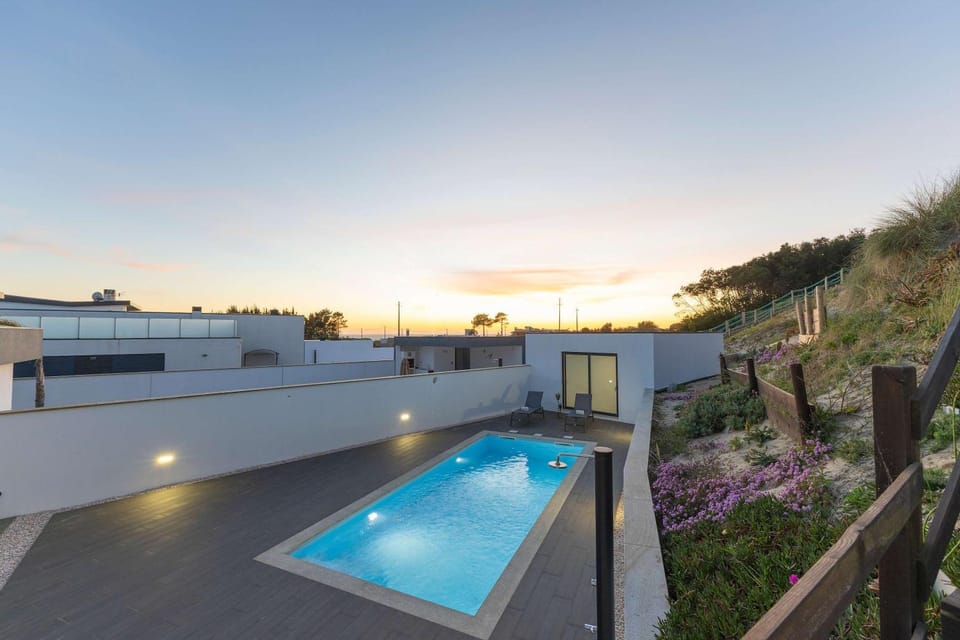Natural landscape, Swimming pool, sunbed