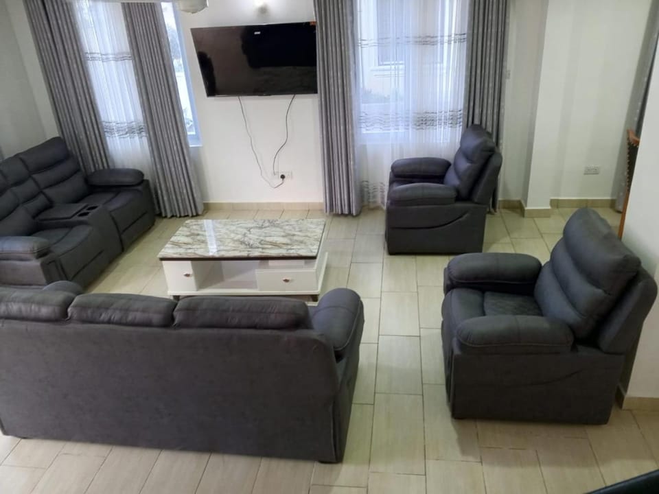 Communal lounge/ TV room, Living room