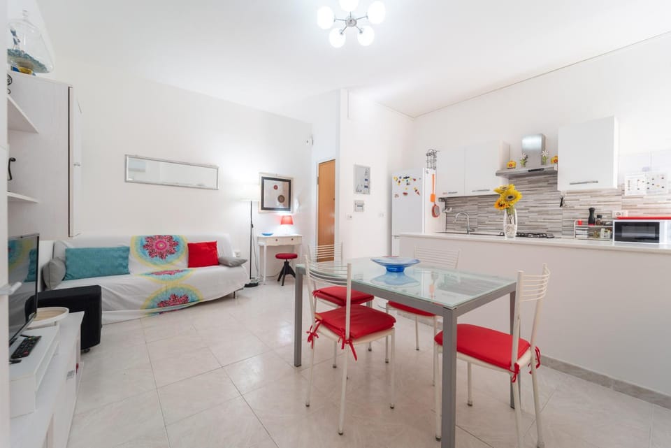 Living room, Seating area, kitchen