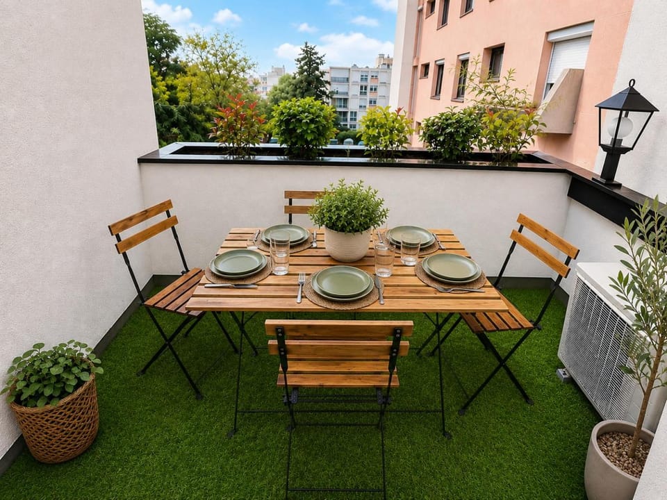 Balcony/Terrace, Dining area
