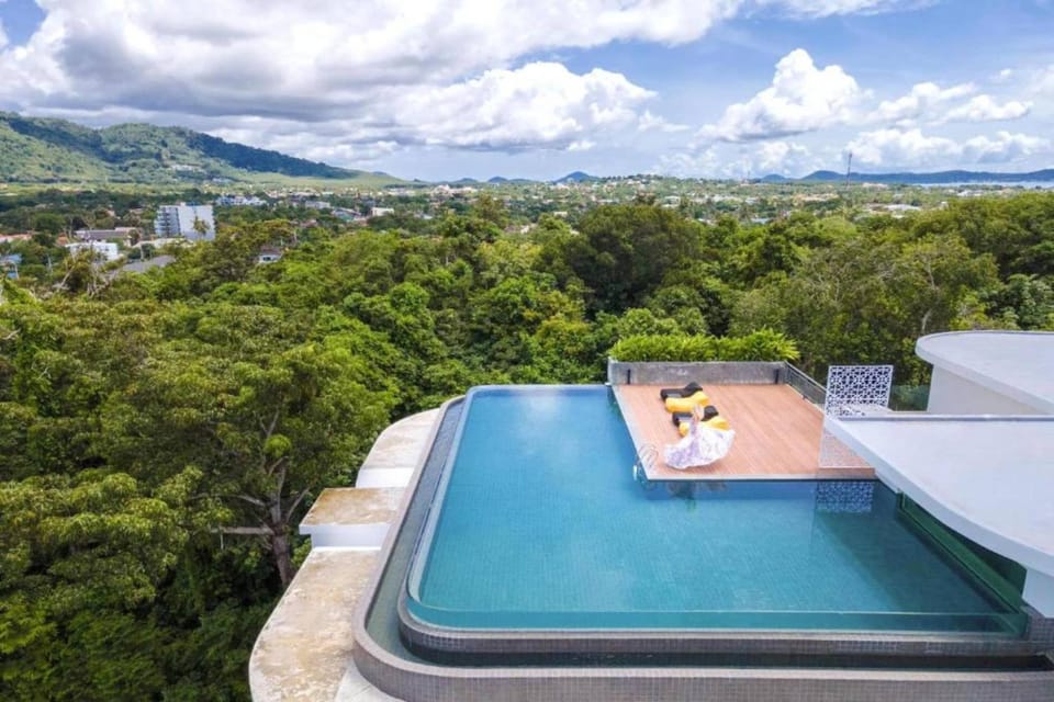 Property building, Swimming pool