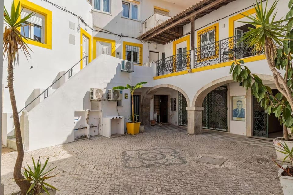 Setúbal Downtown Farol Apartment in Setúbal Municipality