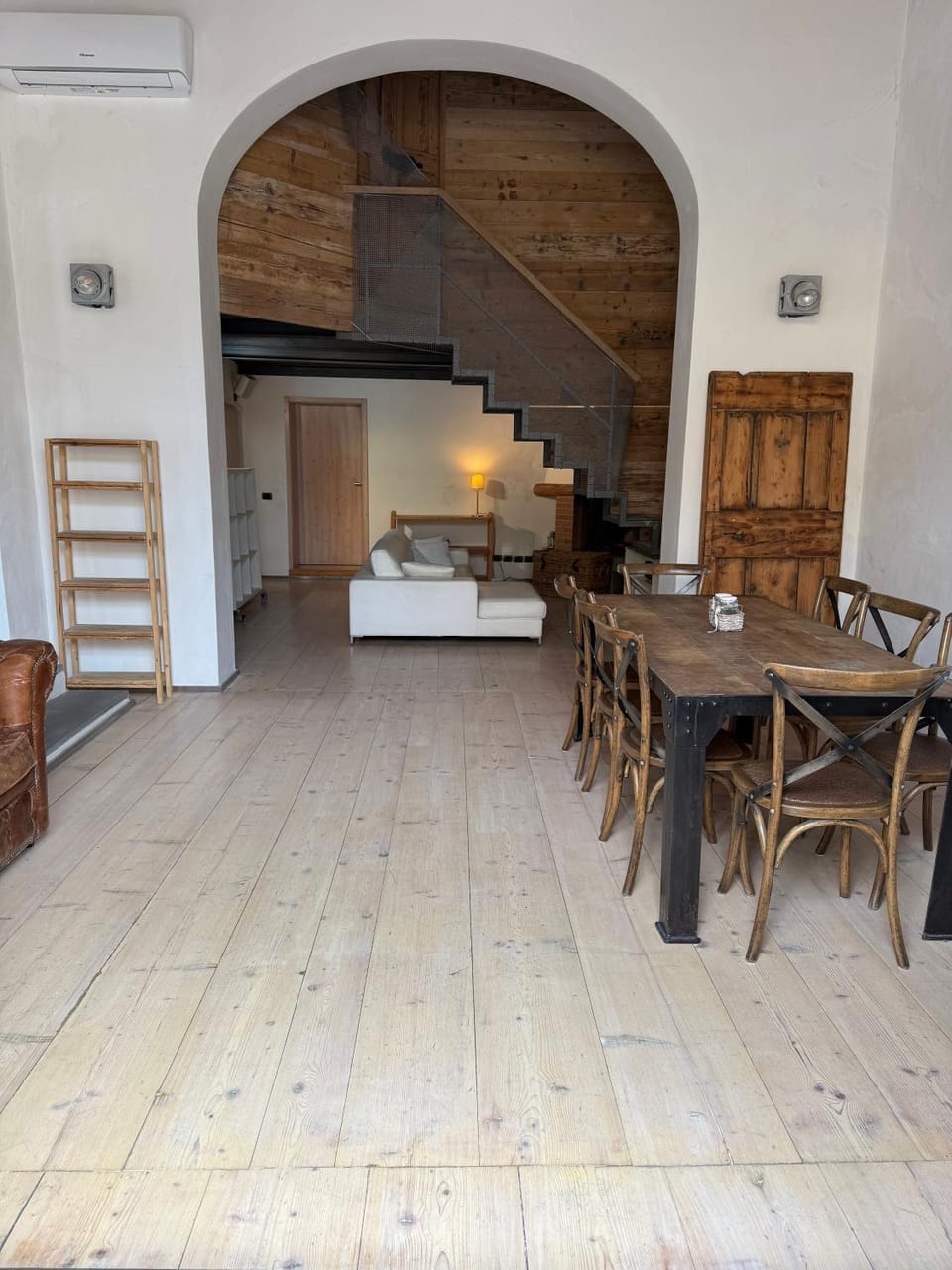 Property building, Living room
