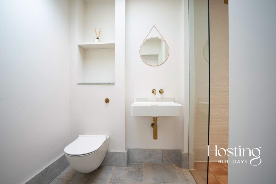 Shower, Toilet, Bathroom