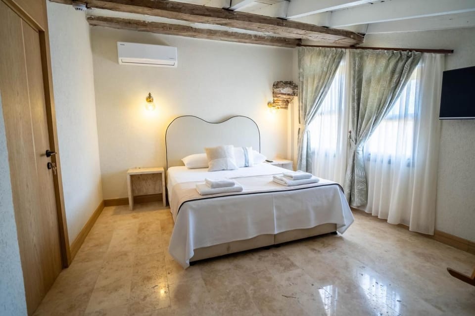 Destino House Bed and Breakfast in İzmir Province