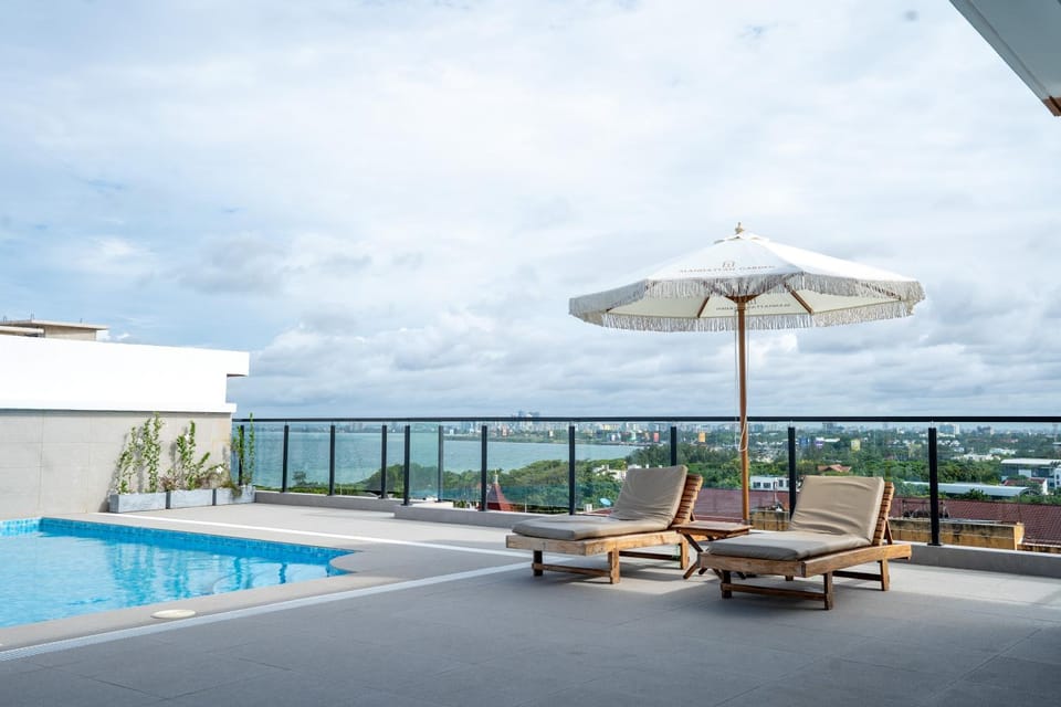 Pool view, Swimming pool