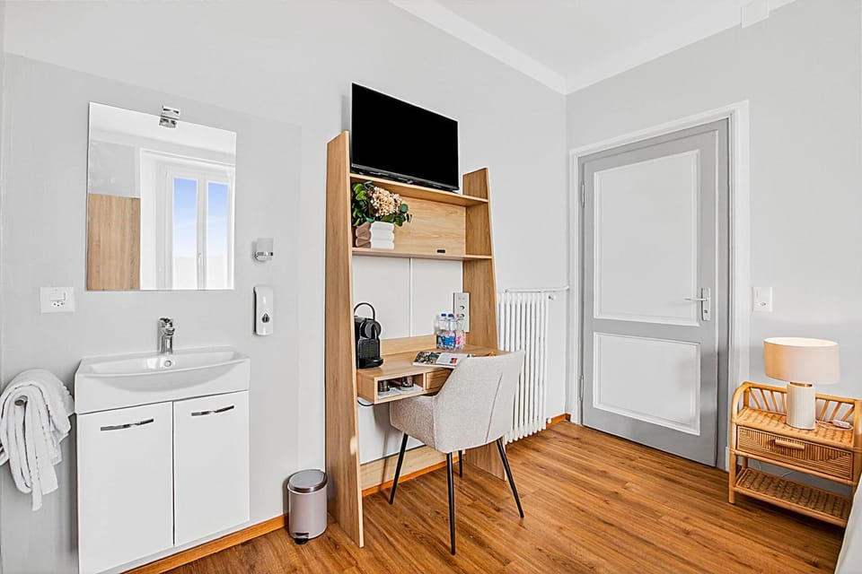 TV and multimedia, Bedroom