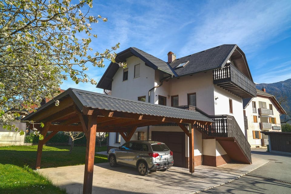 Property building, Parking