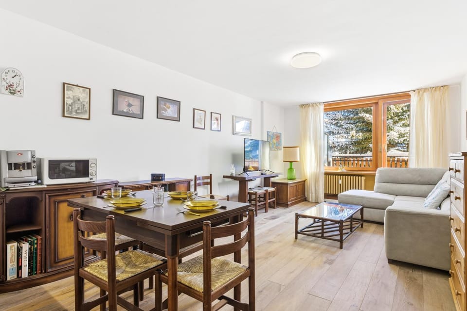 Hostdomus - Barba House Apartment in Sestriere