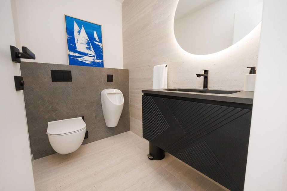 Toilet, Bathroom