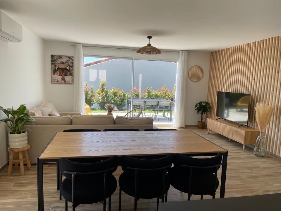 ÉLÉGANTE VILLA T4 NEUVE à AUCH Villa in Auch