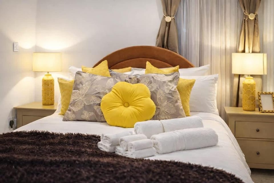 Luxury 3BR Apartment in Central Croydon Apartment in Croydon