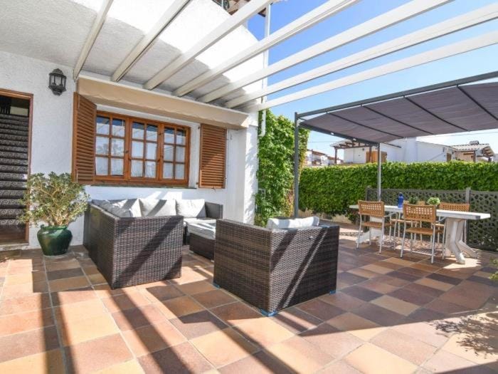 Patio, View (from property/room), Balcony/Terrace, Seating area, Dining area