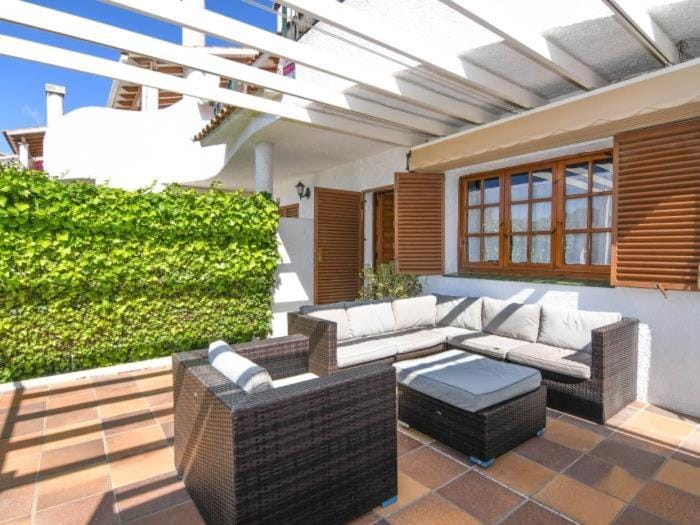 Patio, Garden, View (from property/room), Balcony/Terrace, Seating area, Garden view
