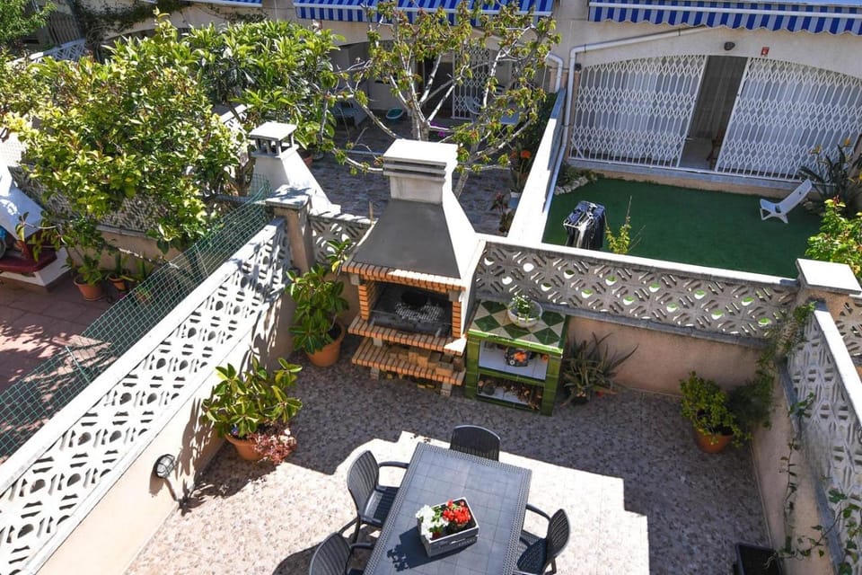 Patio, Garden, Balcony/Terrace, Dining area, Garden view, Pool view, Swimming pool, sunbed