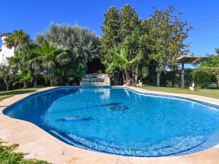 Natural landscape, Garden, Garden view, Pool view, Swimming pool