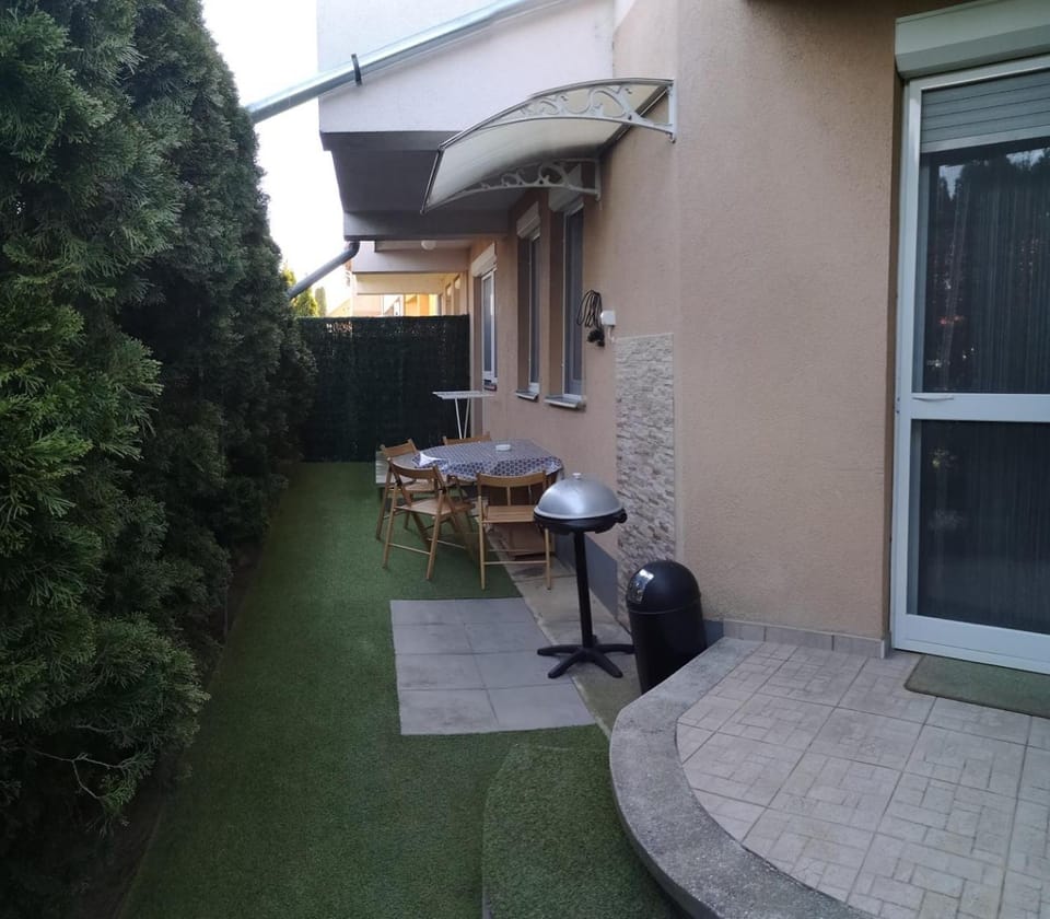 CSABA-LOVAS Apartman Apartment in Hungary